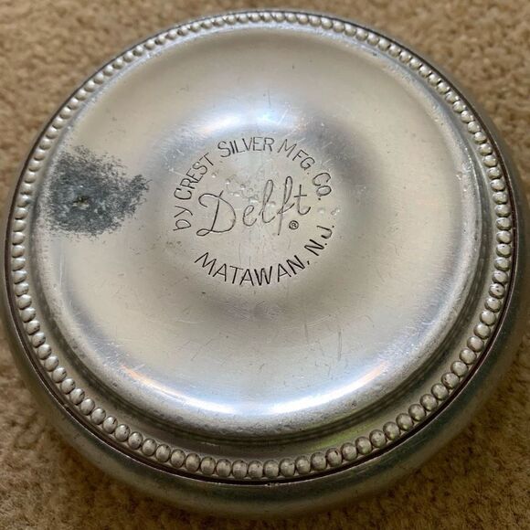 2 Delft Mid Century Aluminum Drink Coasters Crest Silver Mfg. - Picture 7 of 8